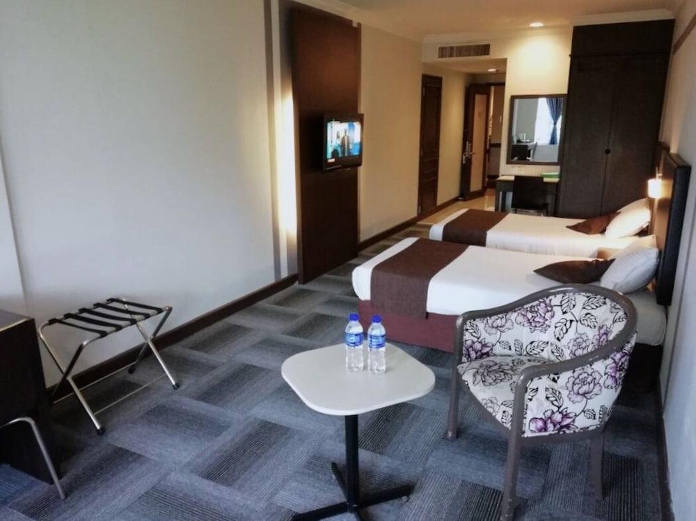 Legend Inn Taiping Bagian luar foto
