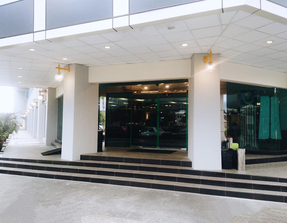 Legend Inn Taiping Bagian luar foto