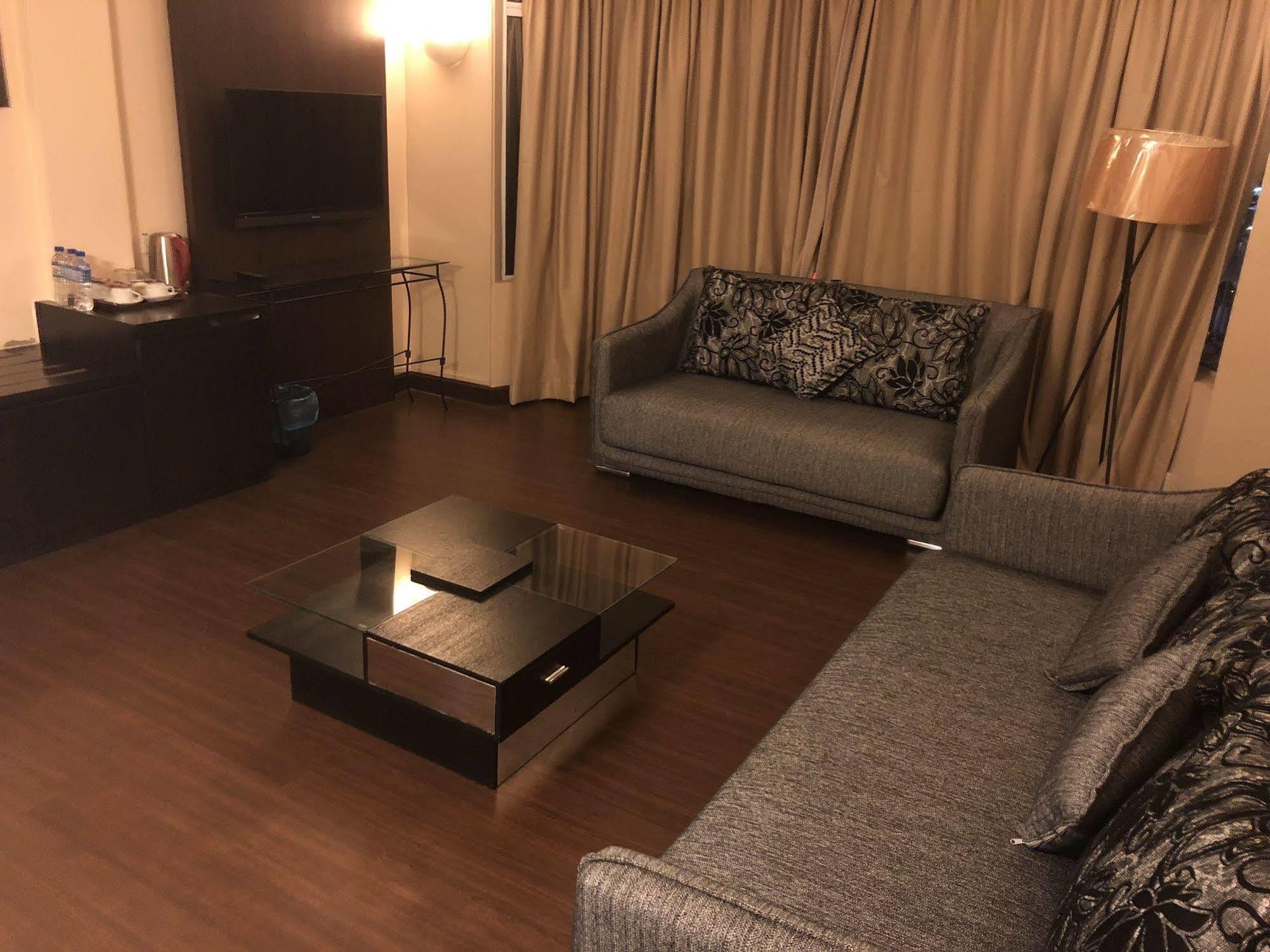 Legend Inn Taiping Bagian luar foto